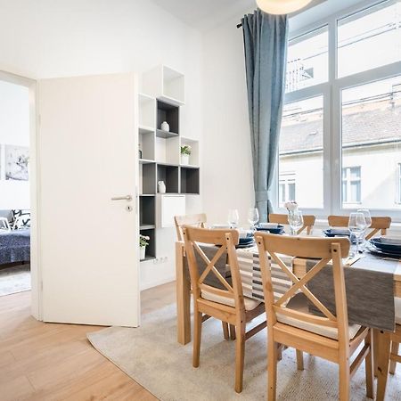 Bpr Blooming Design Home With A/C Budapest Eksteriør bilde