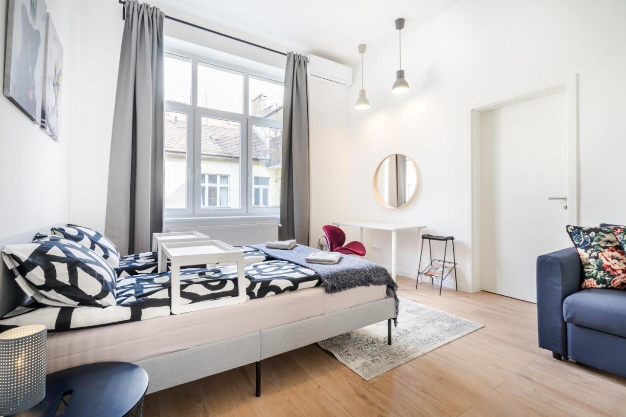 Bpr Blooming Design Home With A/C Budapest Eksteriør bilde