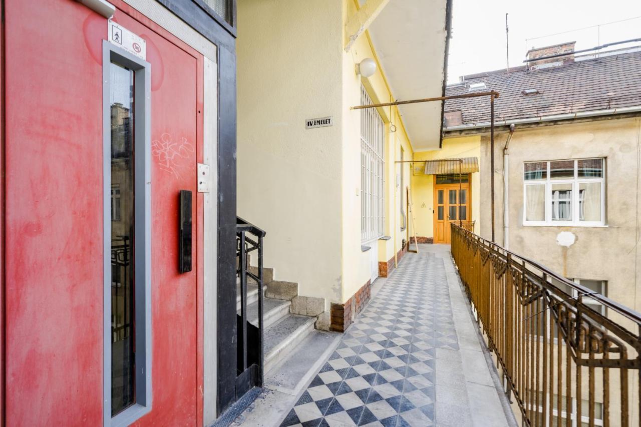 Bpr Blooming Design Home With A/C Budapest Eksteriør bilde